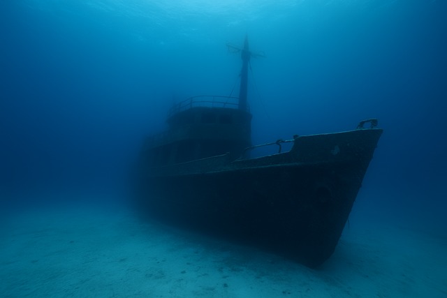 mysterious-shipwreck-deep